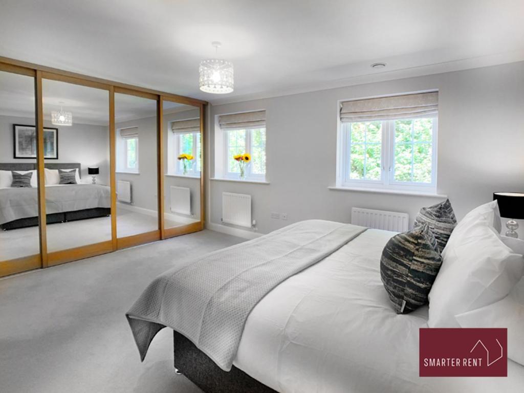 Maidenhead, Leander - 3 Bedroom - Parking&Garden Eksteriør billede