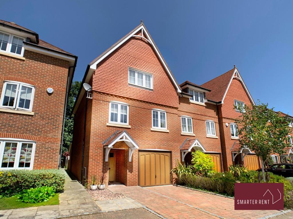 Maidenhead, Leander - 3 Bedroom - Parking&Garden Eksteriør billede